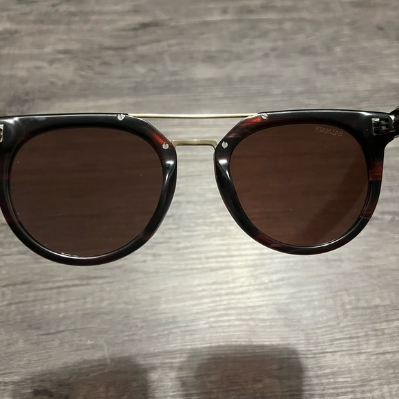 Balmain Sunglasses - Picture 6 of 10